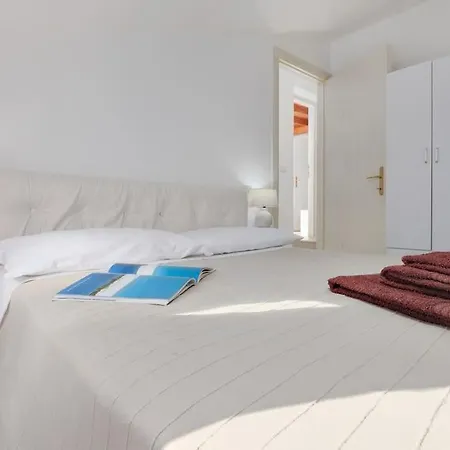 Luxury Waterfront - Darsena *